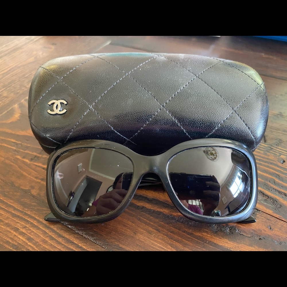 Chanel sunnies